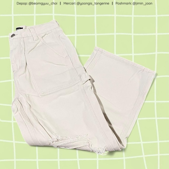 White/cream ripped cargo jeans 🤍 - Picture 1 of 6